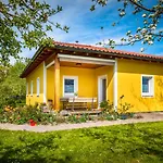 Schlagerbauer Biohof Holiday home *